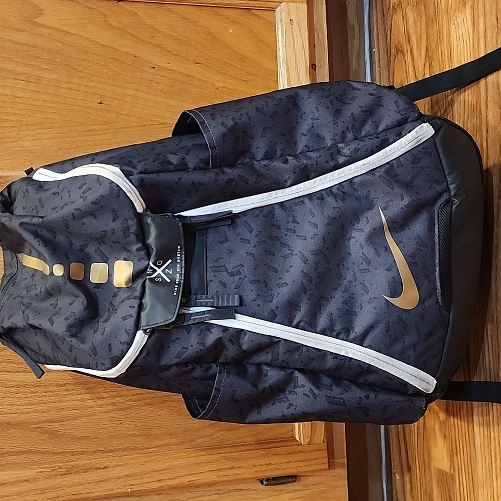 Nike quid zip system Bag!